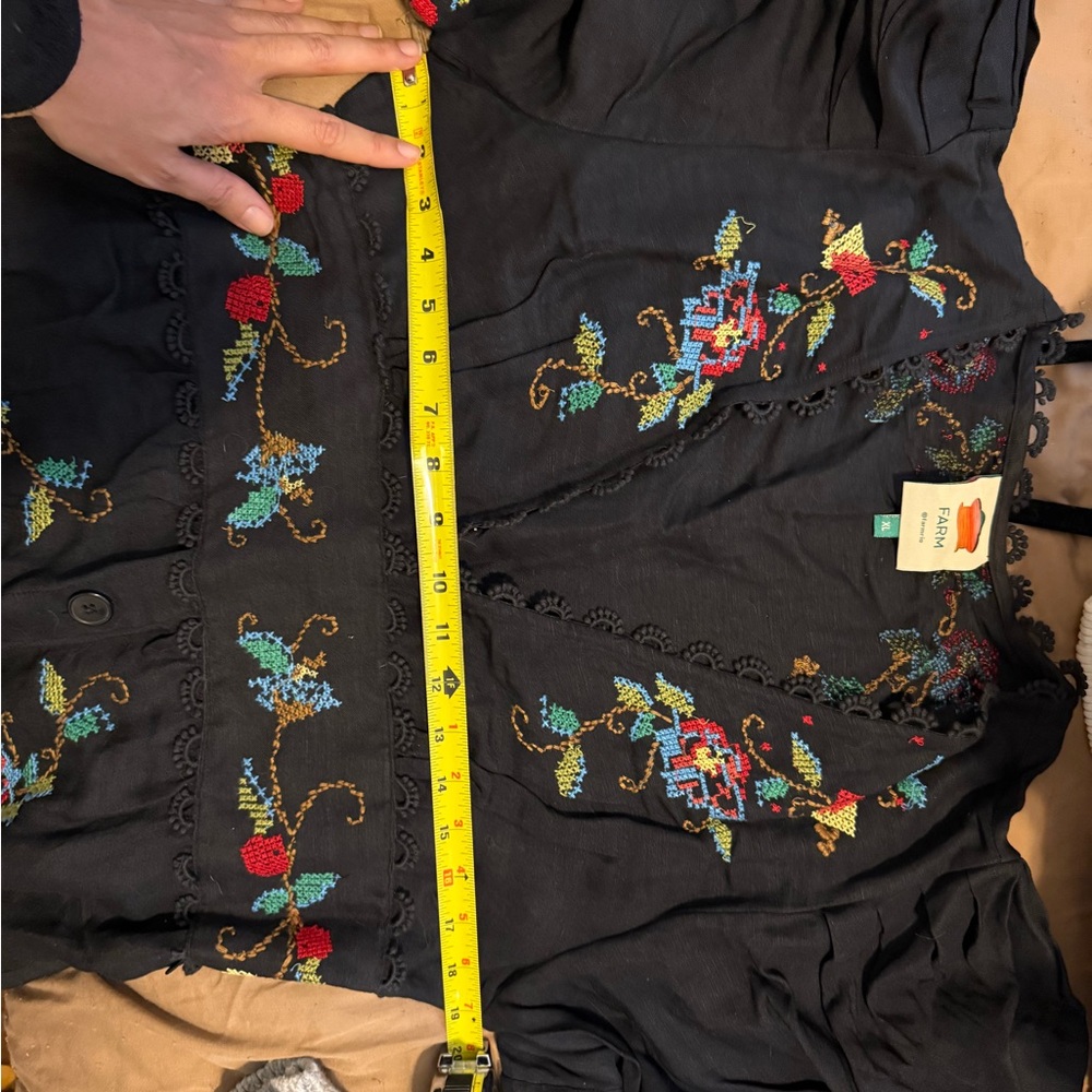 FARM Rio Embroidered Black Midi Dress - Picture 4 of 4